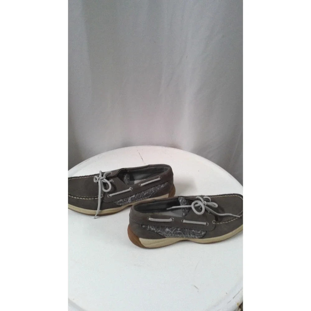 Sperry women top
